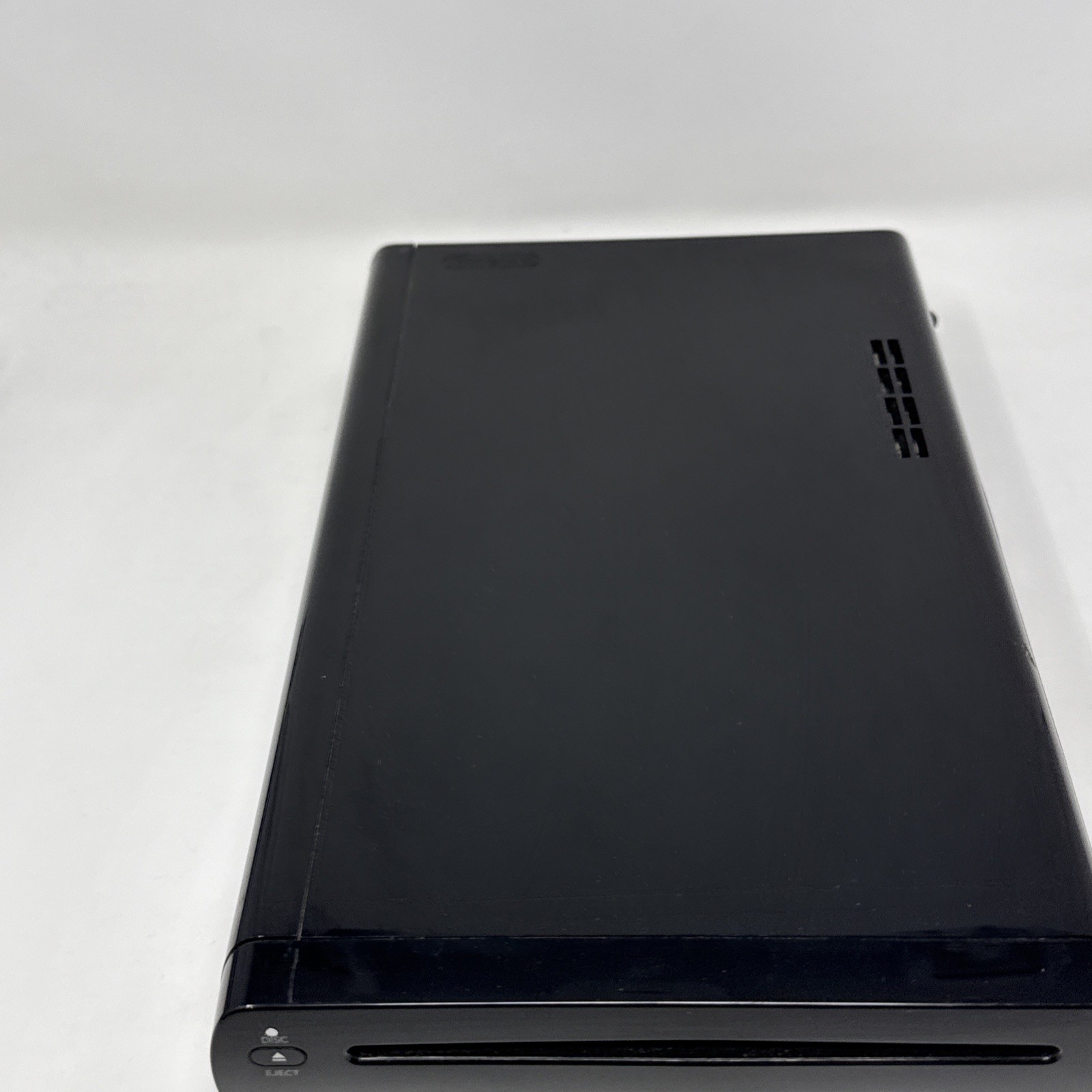 Nintendo Wii U 32GB Console Complete Bundle Deluxe Black and Gamepad Tested