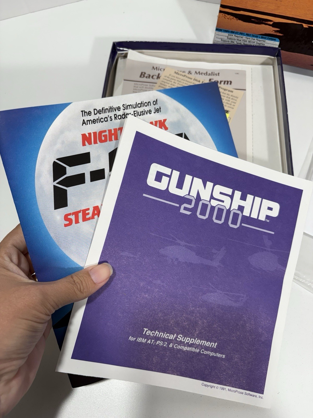 Gunship 2000 Helicopter Simulation MicroPose 5.25 Floppy PC Complete