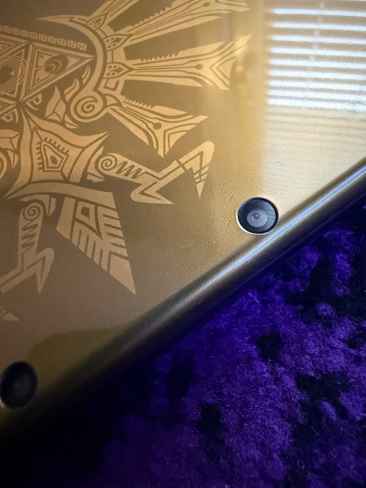 Nintendo New 3DS XL Hyrule Edition With Stylus (RED-001)