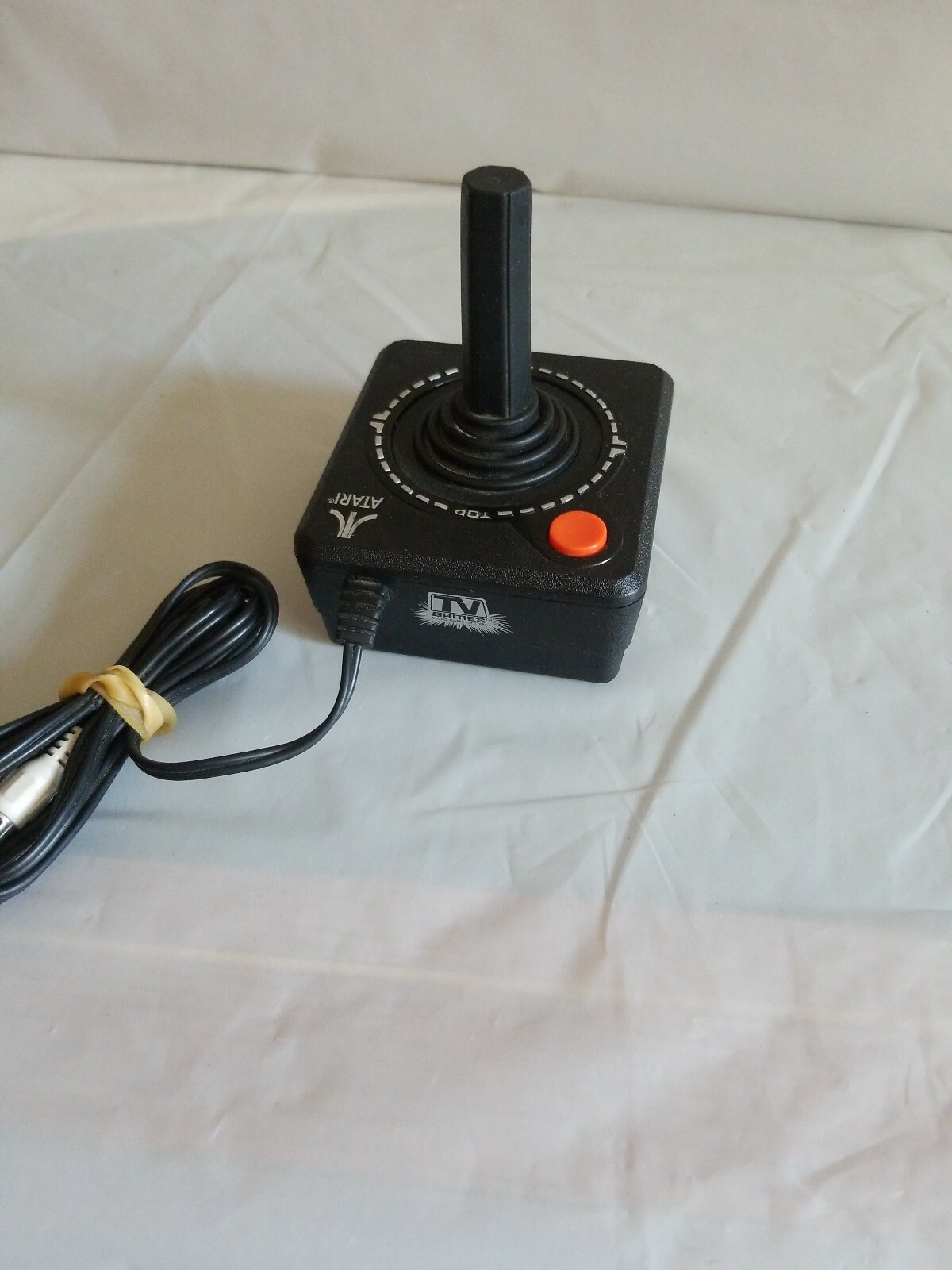 Atari 2600 Handheld Joystick – Play 10 Classic Games – Connect to TV used