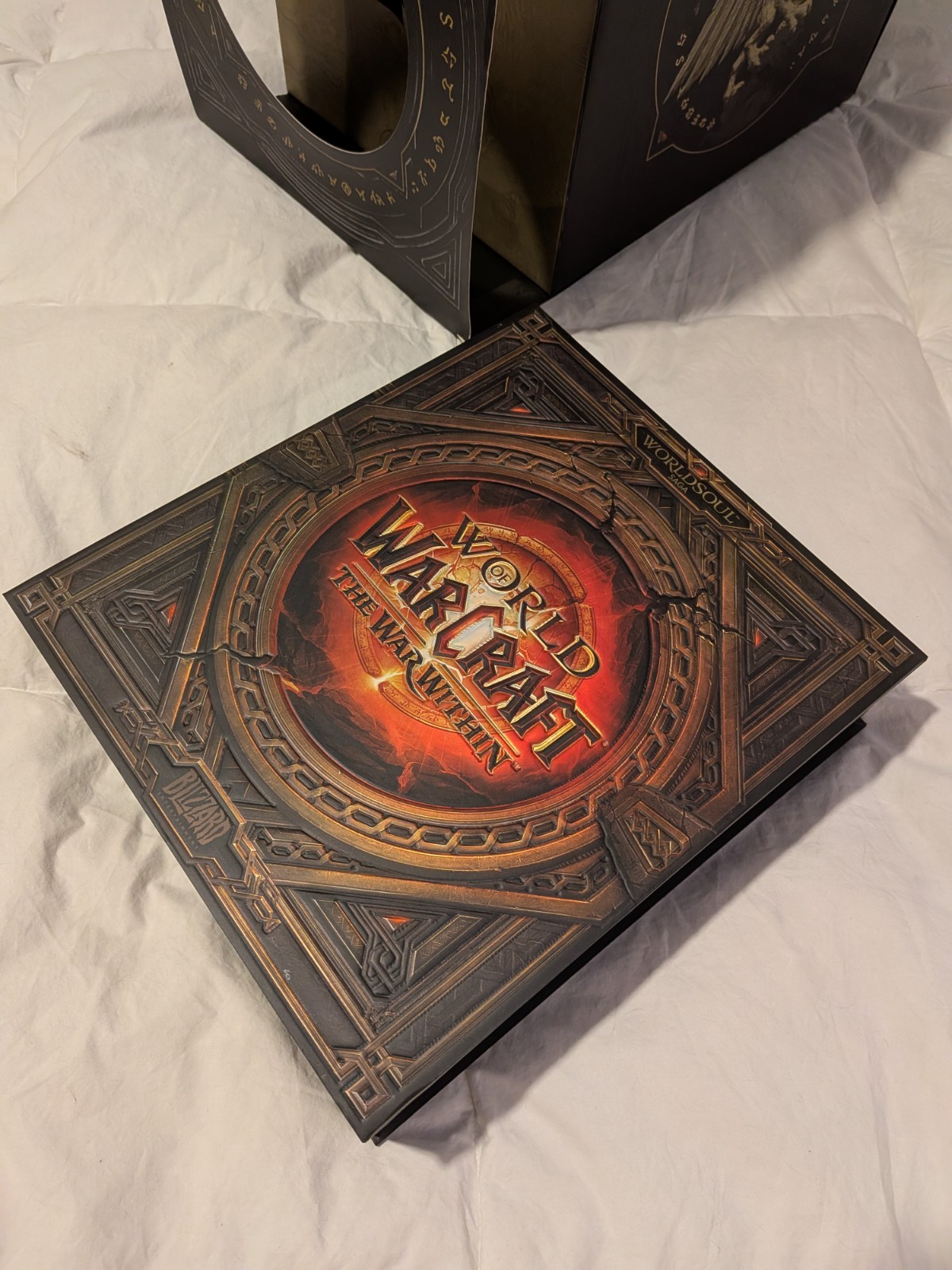 World of Warcraft 20th Anniversary Collector’s Edition With Statue (No Code)