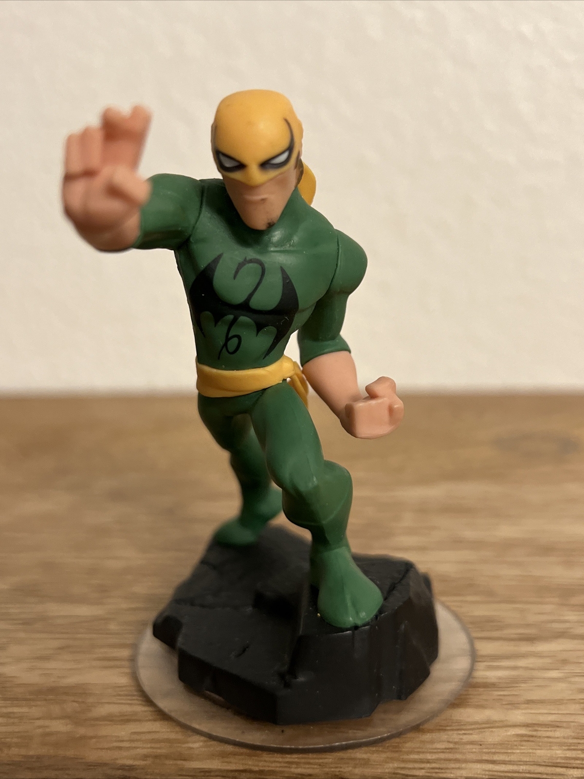 DISNEY MARVEL INFINITY 2.0 SUPER HEROES IRON FIST TOY