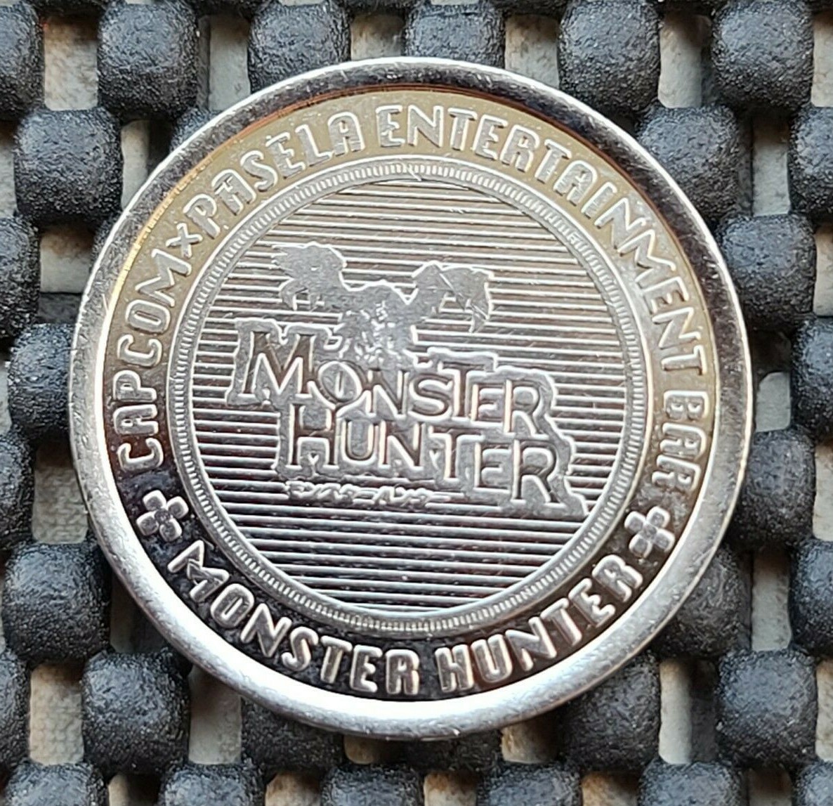 MONSTER HUNTER Capcom Capbar Cafe coin medal token rare promo SNES GBA N64 Airou