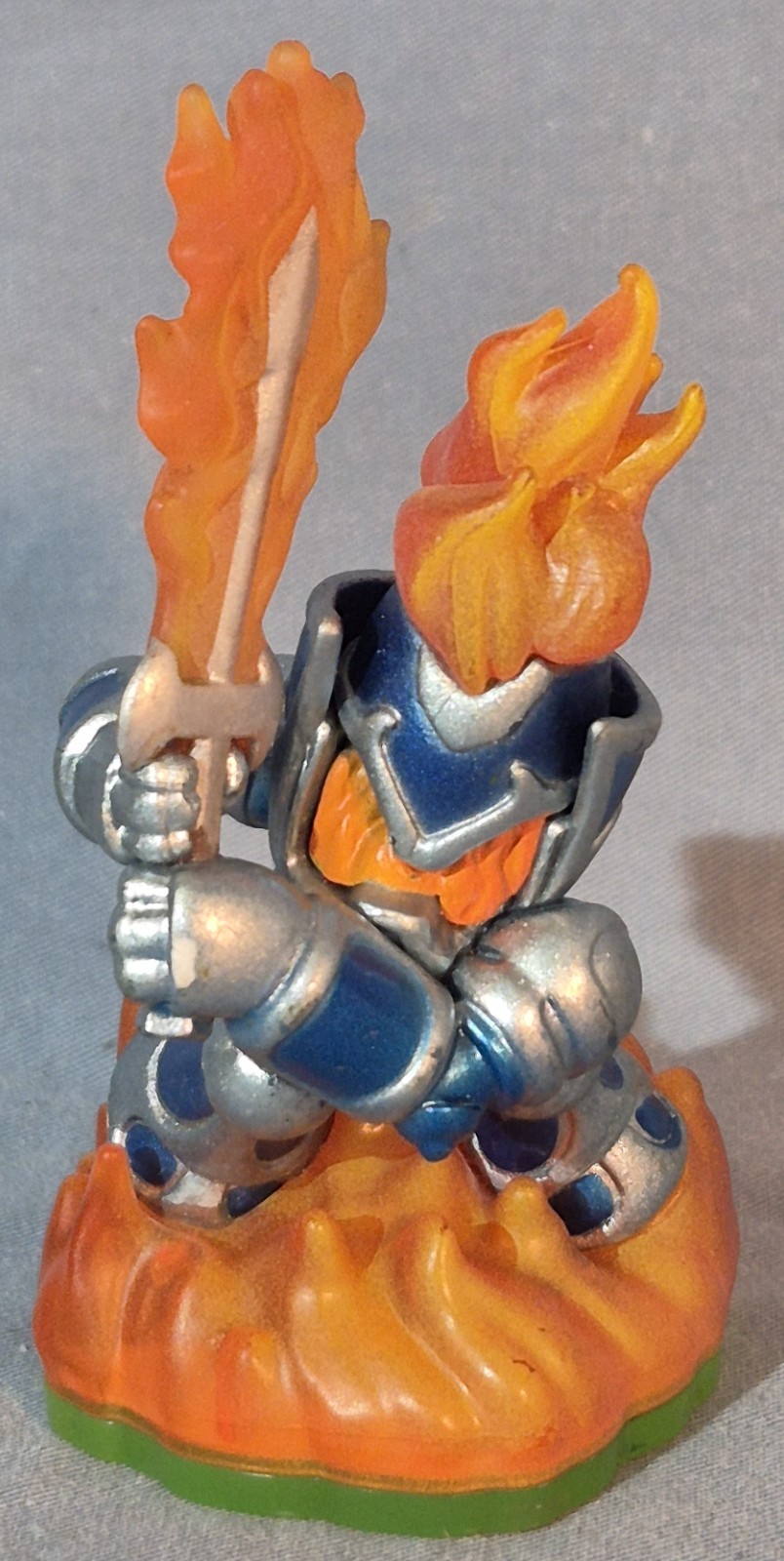 5 Skylanders Figures, Flameslinger, Ignitor, Voodood, Double Trouble, Hex