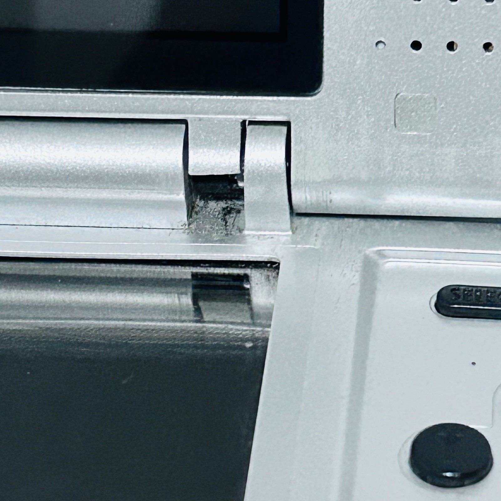 Nintendo DS NTR-001 Original Silver has Broken Hinge FOR PARTS OR REPAIR AS-IS