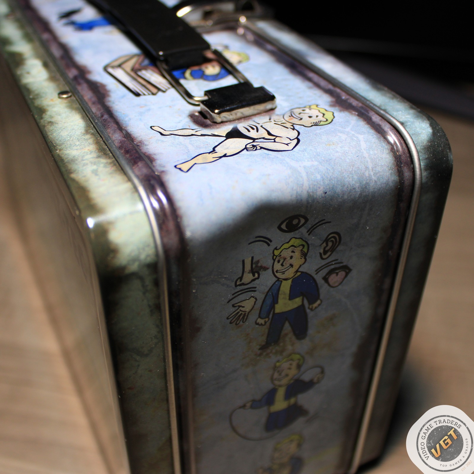 NO GAME! Fallout 3 Collector’s Edition VAULT BOY + CONTENTS Only! Xbox 360