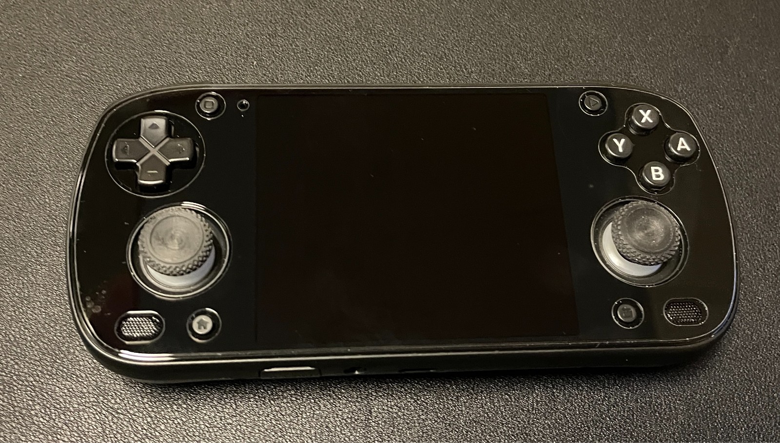 Retroid Pocket Mini V2 Handheld with Case and screen protectors