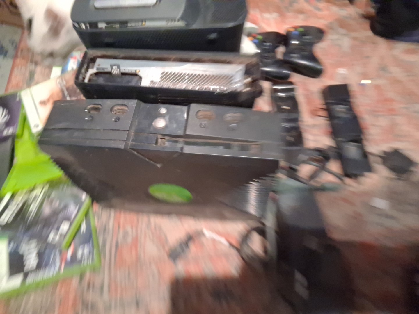 Lot Of Xboxes And Games Not Sure If They All Work But 1 Does Use For Parts