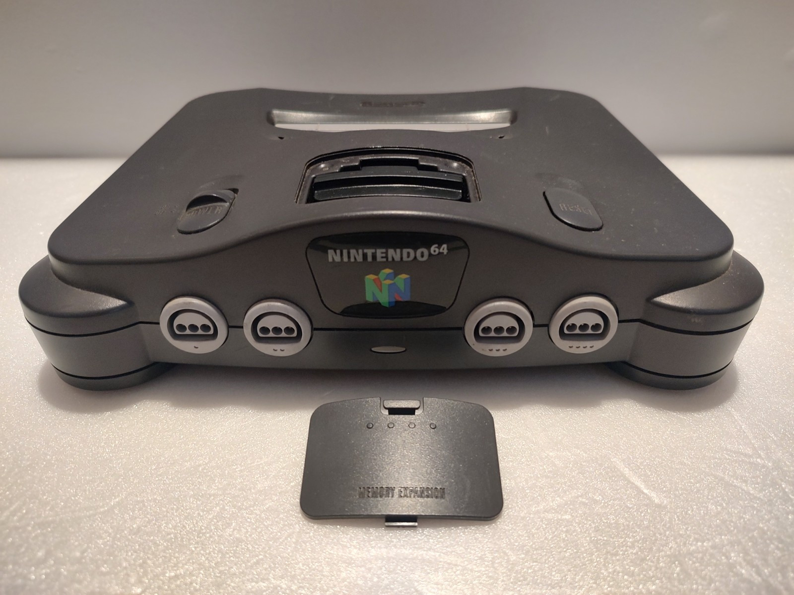 Nintendo 64 N64 Original System Console +4 Controllers +6 Games +1 Memory Card