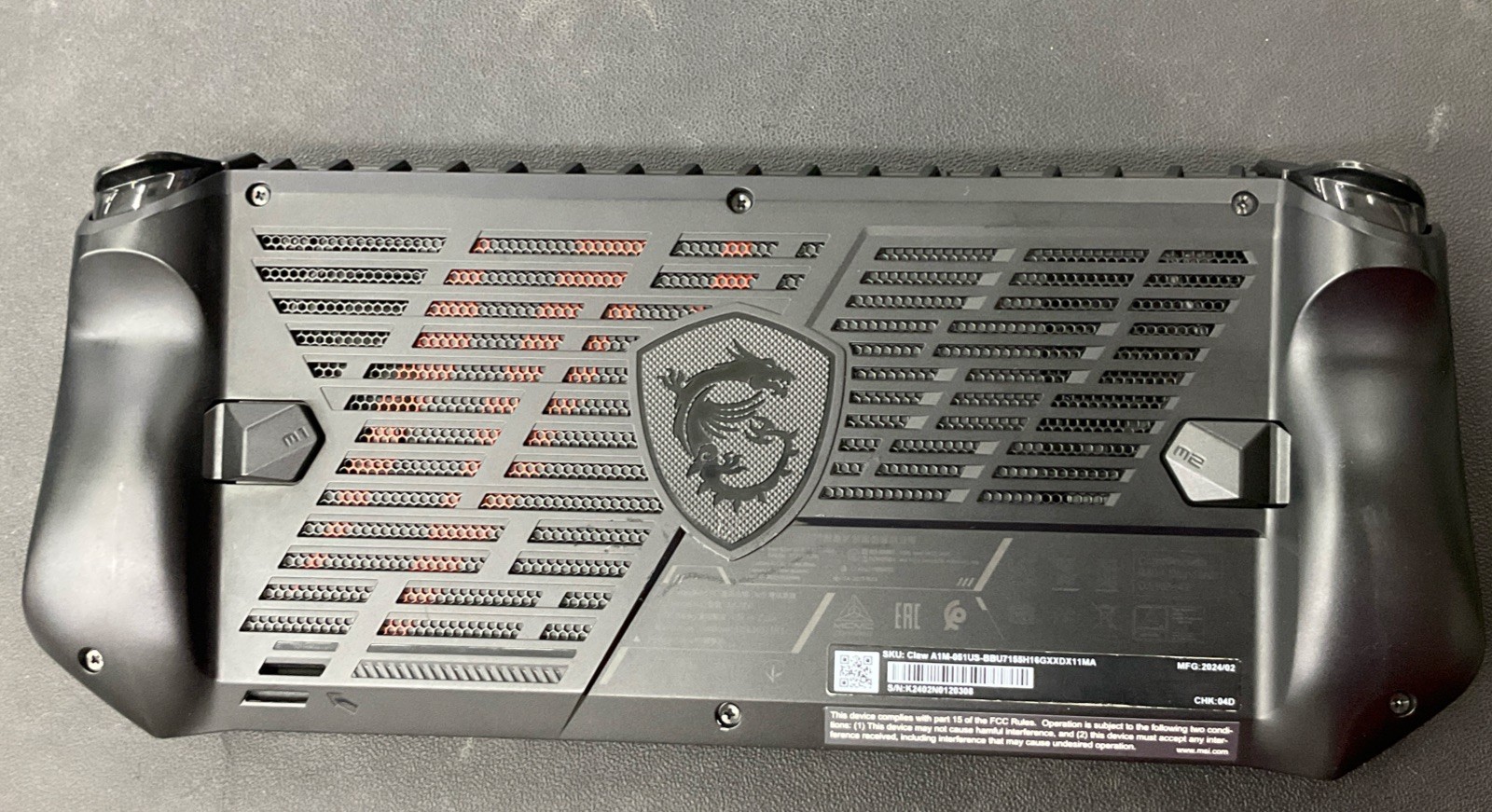 MSI Claw A1M 7″ 120Hz FHD – Intel Core Ultra 7 – 16GB 512GB SSD Handheld Console