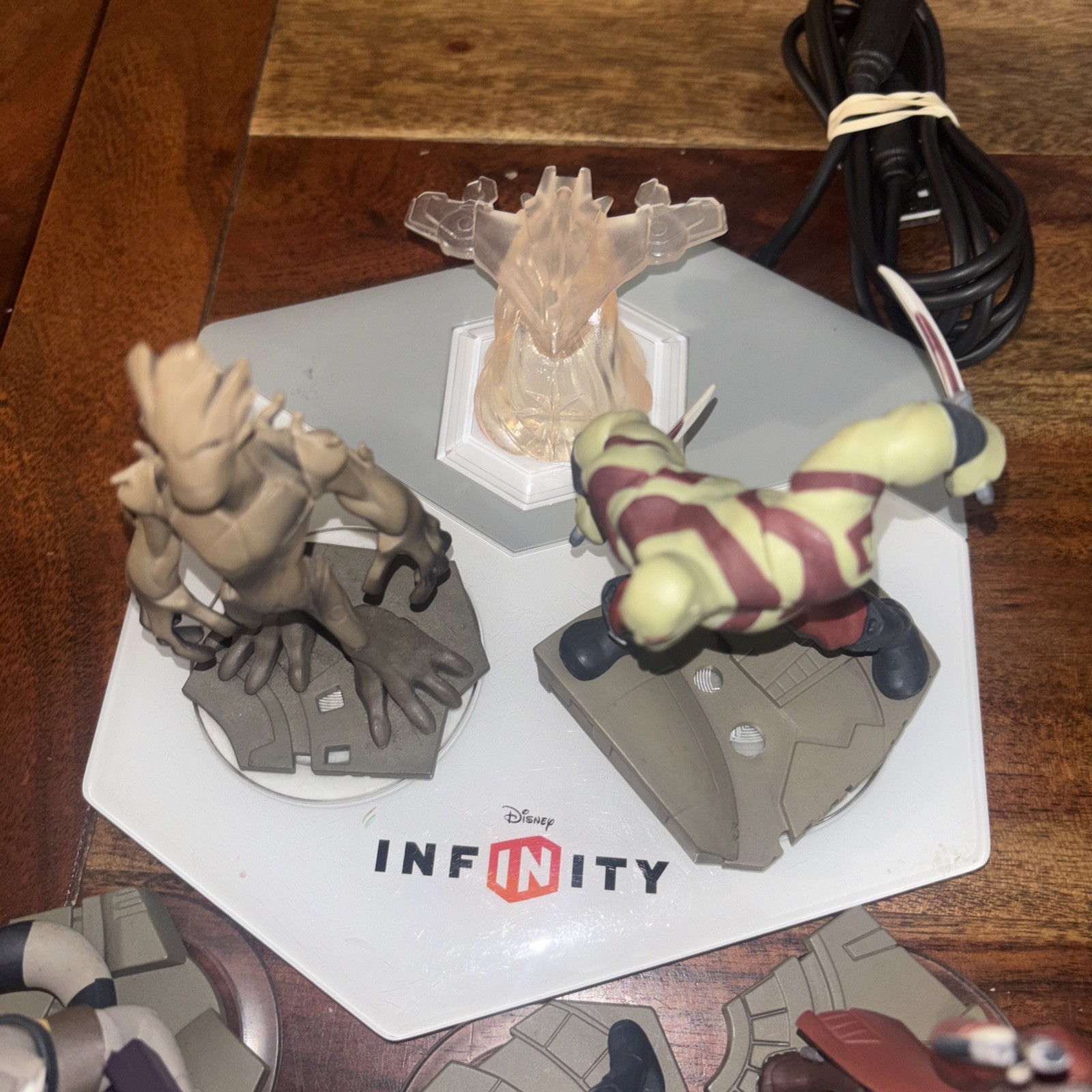 Disney Infinity 2.0 Guardians of the Galaxy Lot Of 6 & Base Free Ship