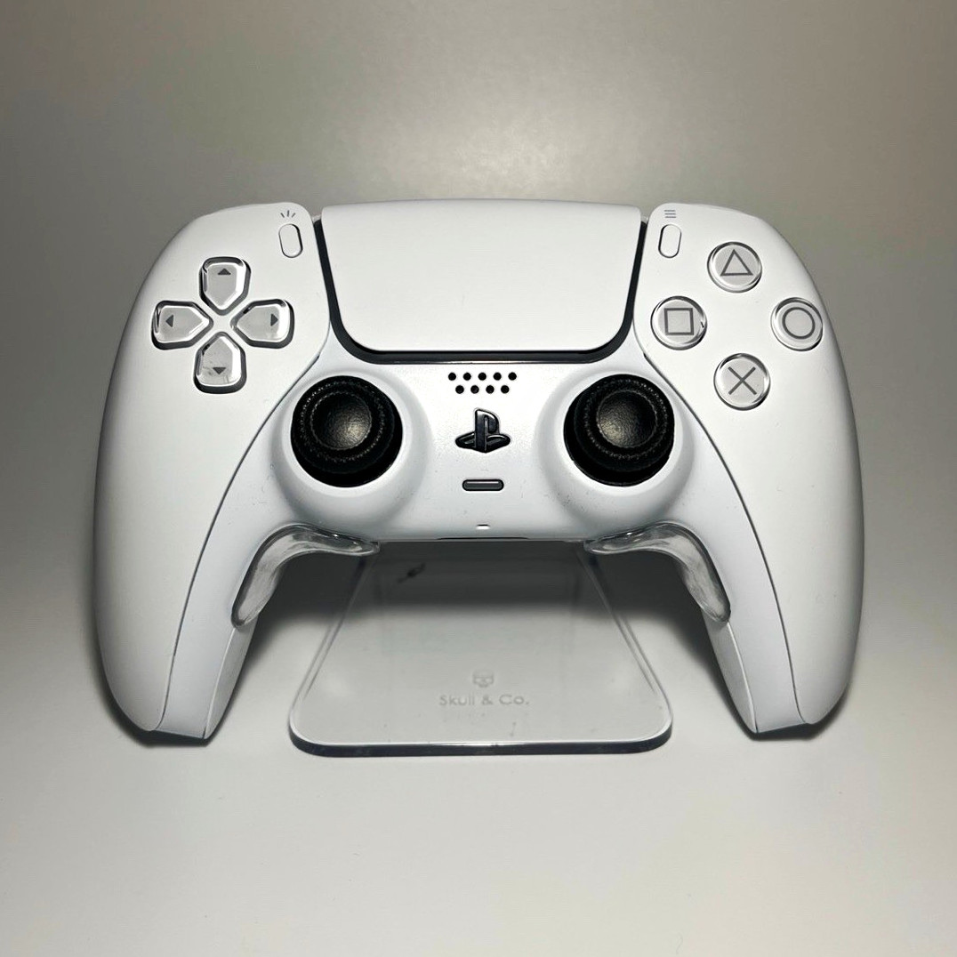 White PS5 Controller – UPGRADED TMR (Zero Drift)