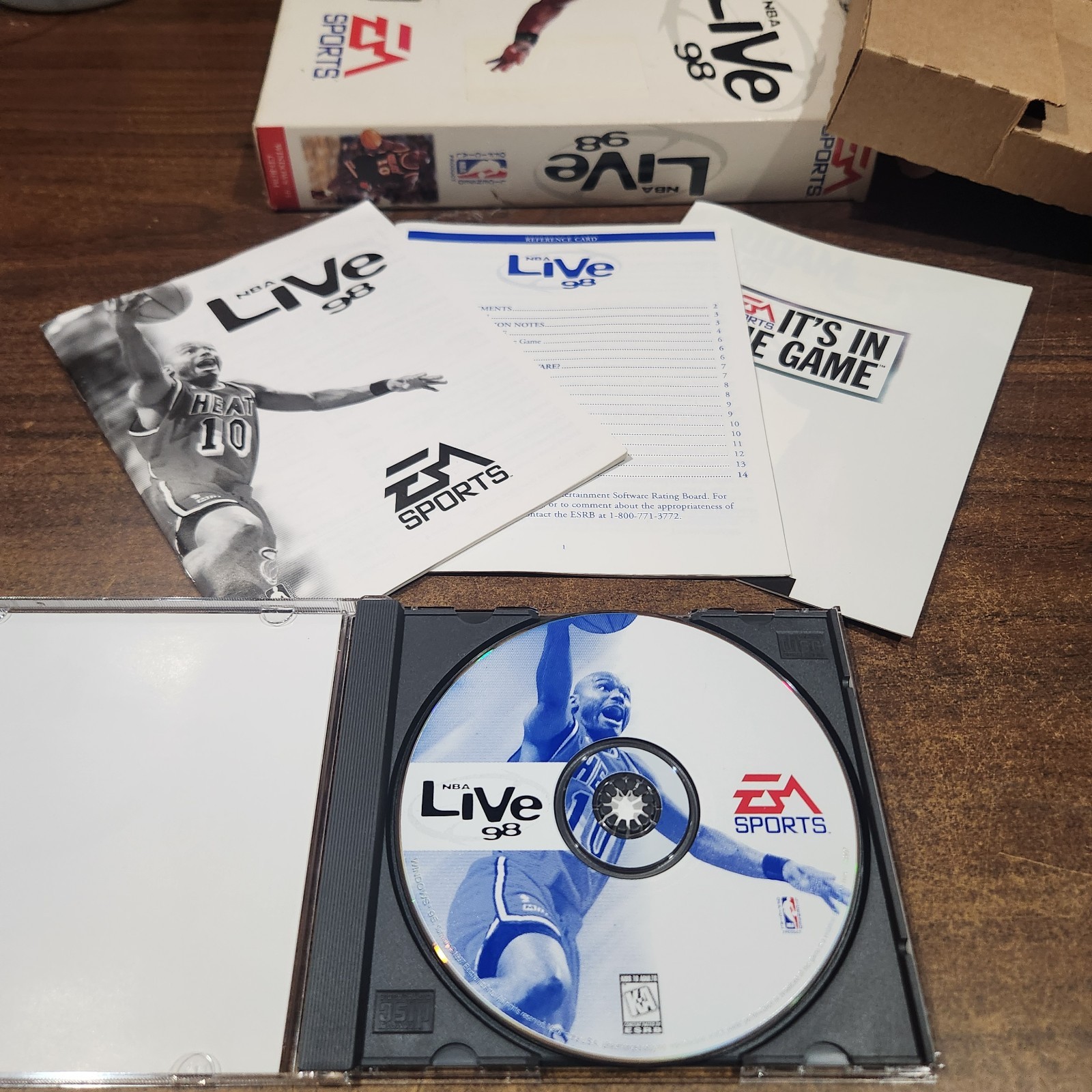 Big Box PC CD Game: EA Sports NBA Live 98, Complete w/ manuals & insert