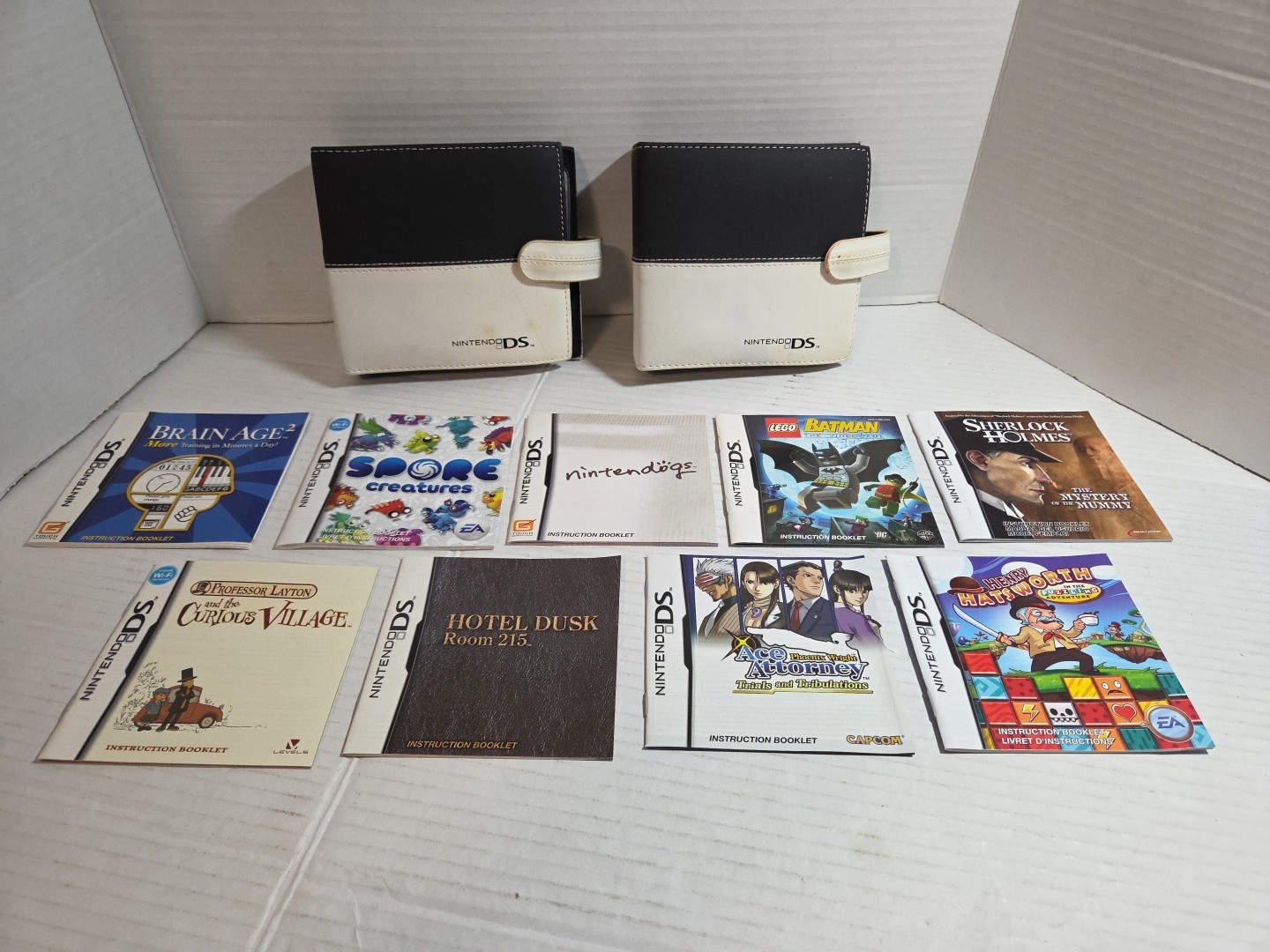 2 Nintendo DS Game and Manual Carrying Case- Black and White (With Manuals)