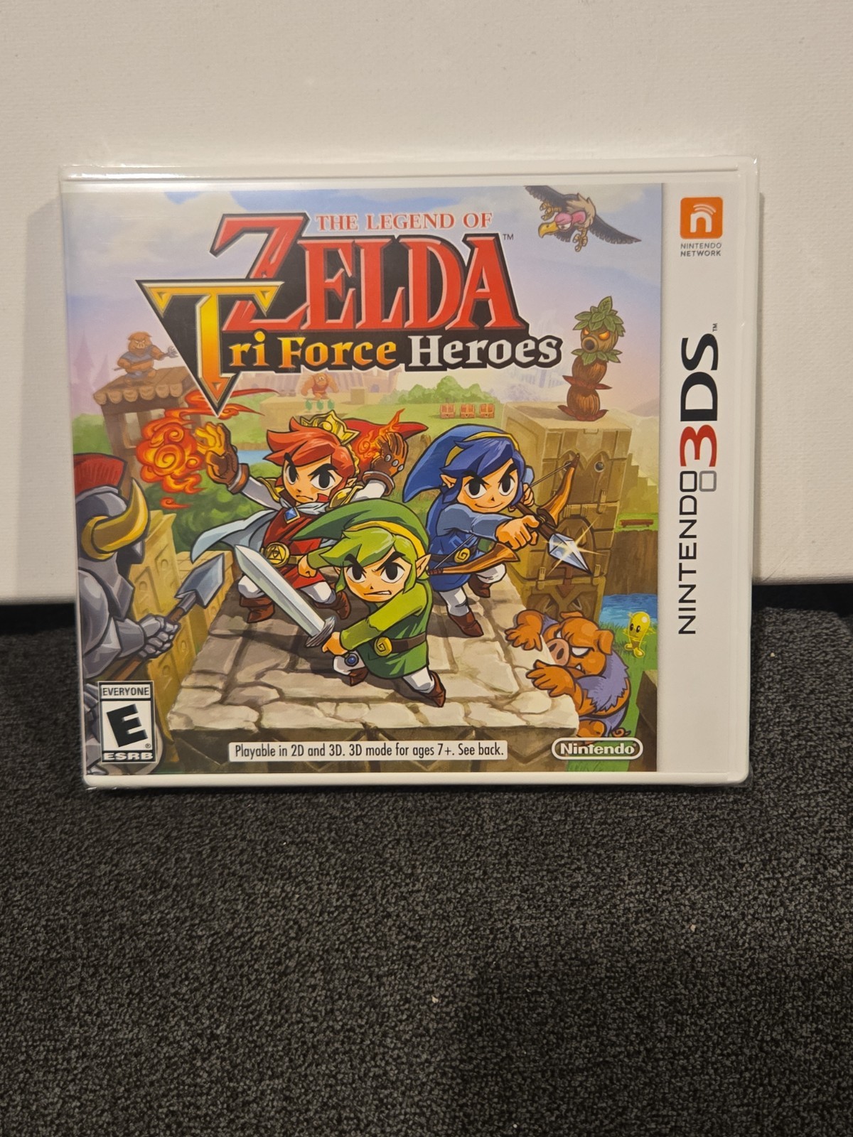 The Legend of Zelda: Tri Force Heroes (Nintendo 3DS) Brand New Sealed 1st Print!