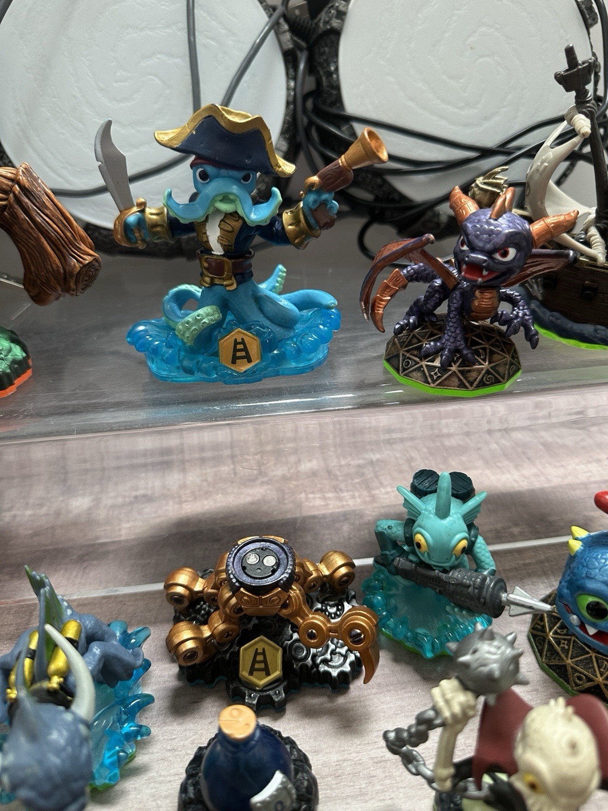 Mixed Lot of 41 Skylanders figures plus 3 portals Giants, Spyro, more