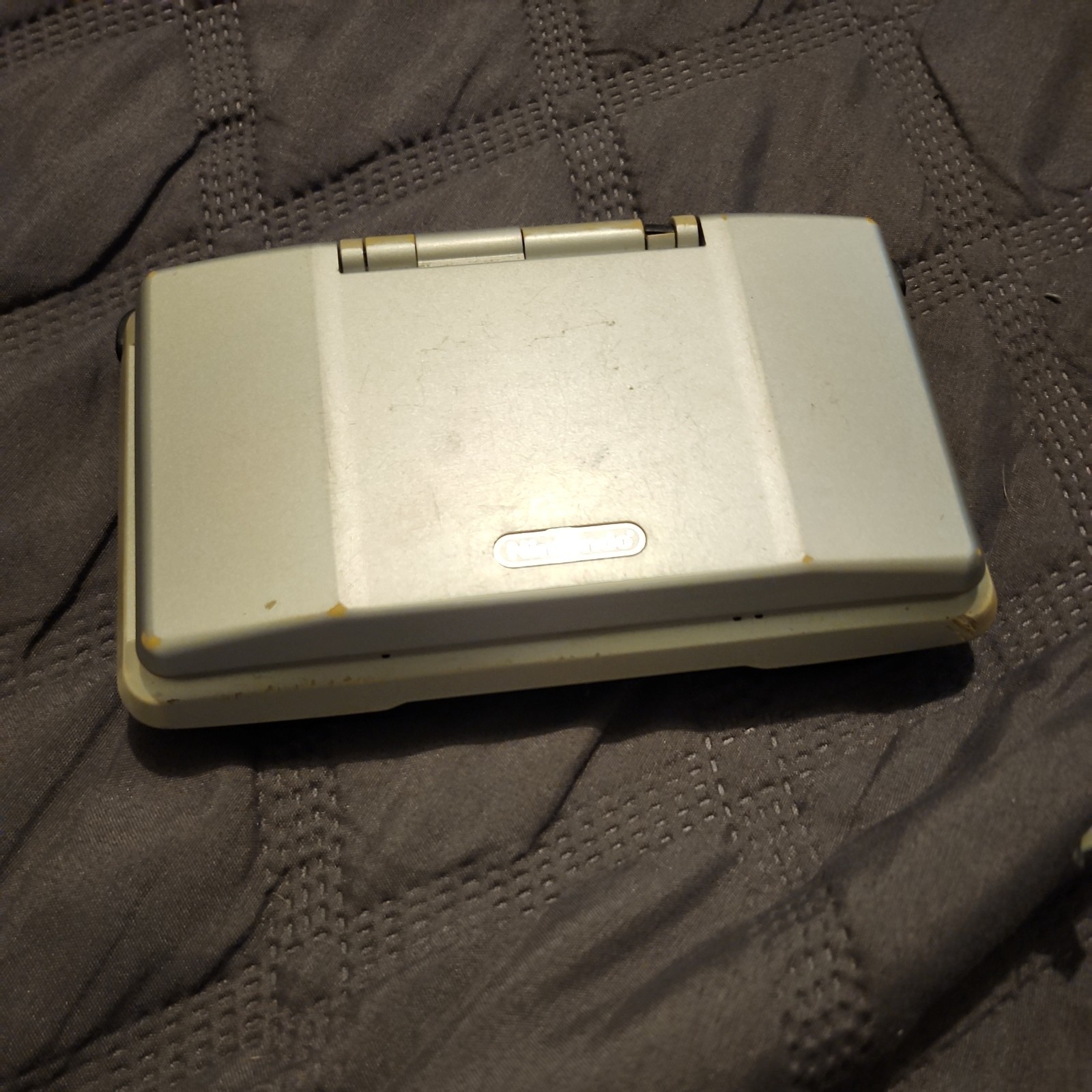 Nintendo DS Fat Silver Original NTR-001 READ Works ( broken hinge)
