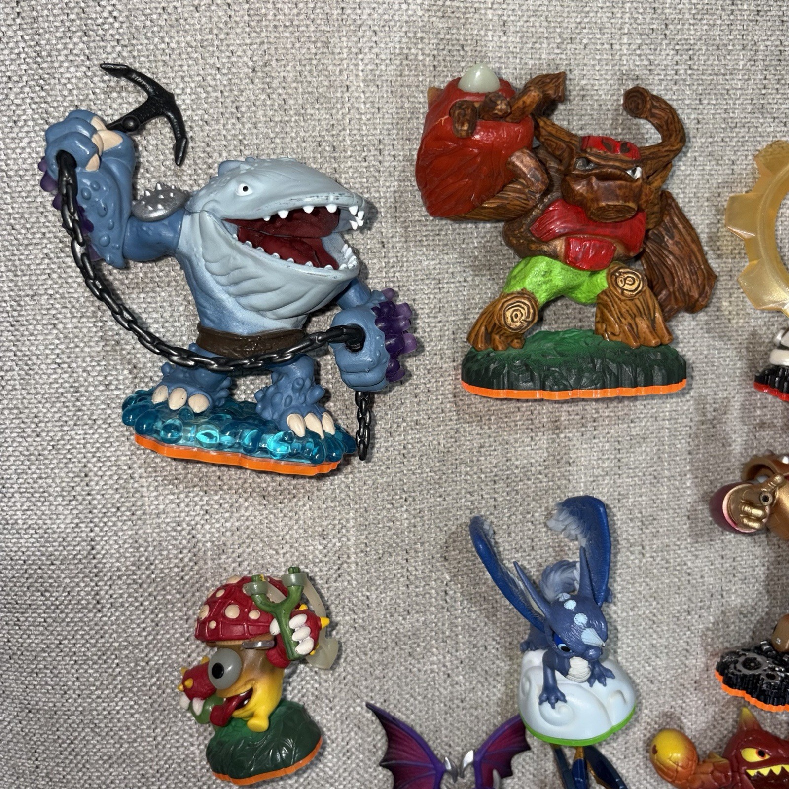 Activision Skylanders Mixed Series – Lot of 11 Figures