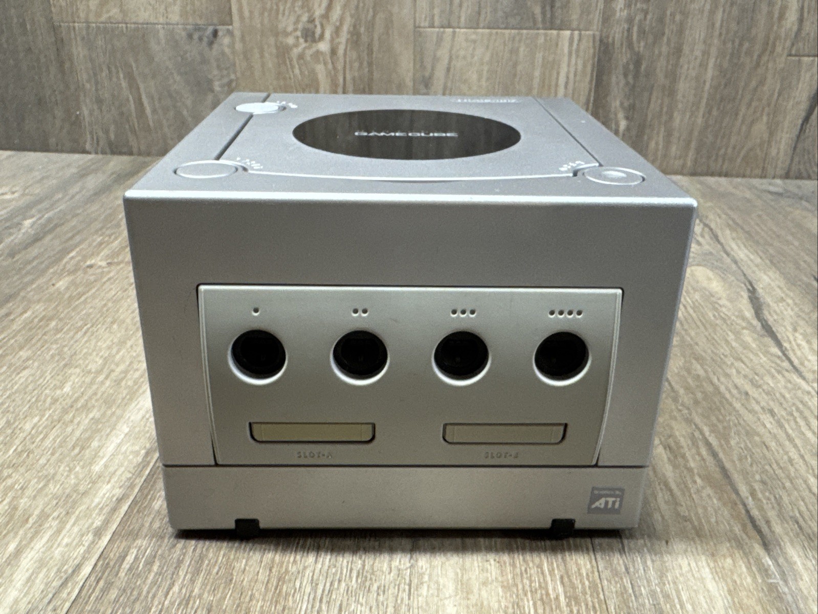Nintendo GameCube Platinum Silver DOL-001(USA) Console W/ Games