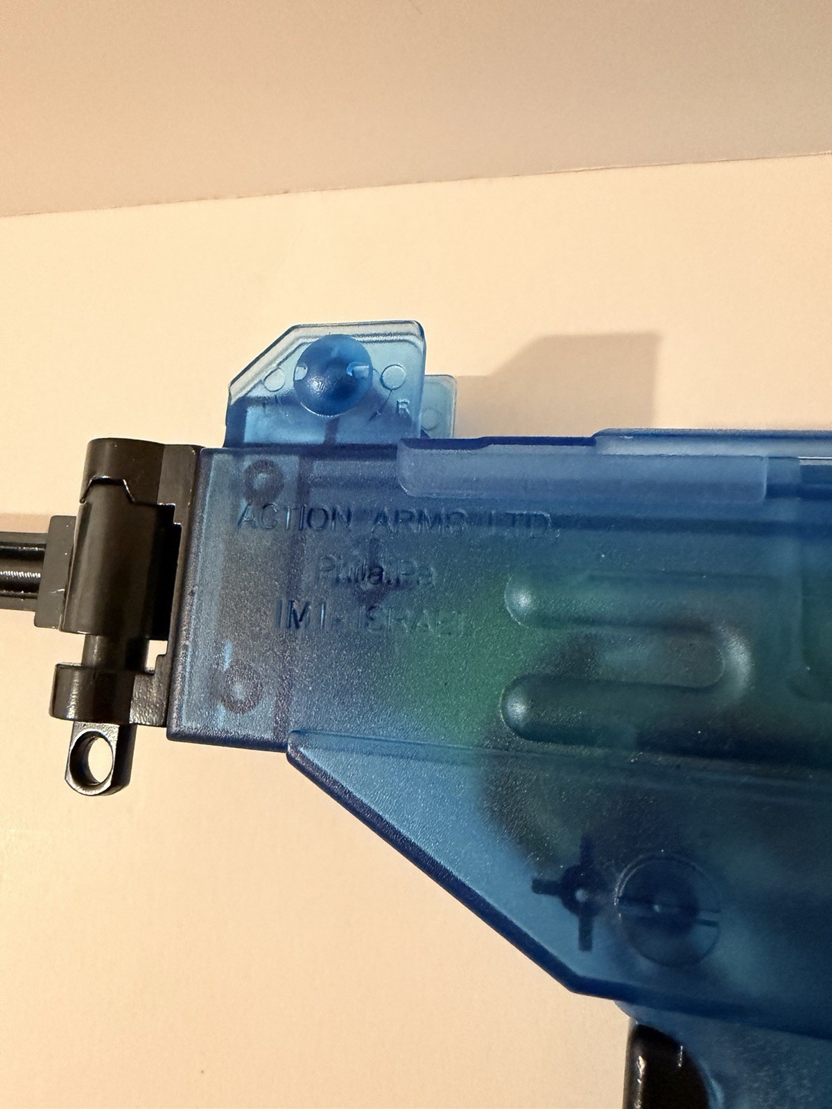 Action Arms Ltd Light Gun Controller Blue Wired On/Off Switch GameCube Wii