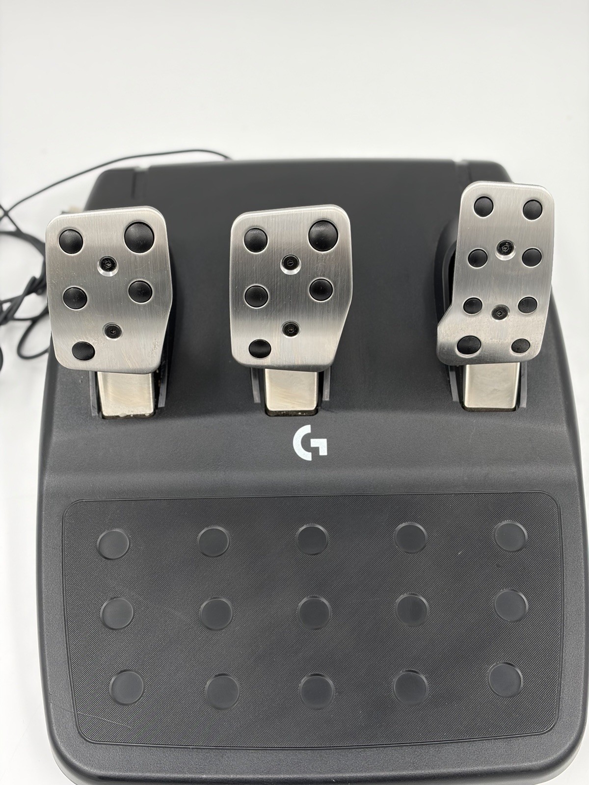 Logitech G923 Racing Wheel and Pedals for Xbox Series X|S, Xbox One and PC