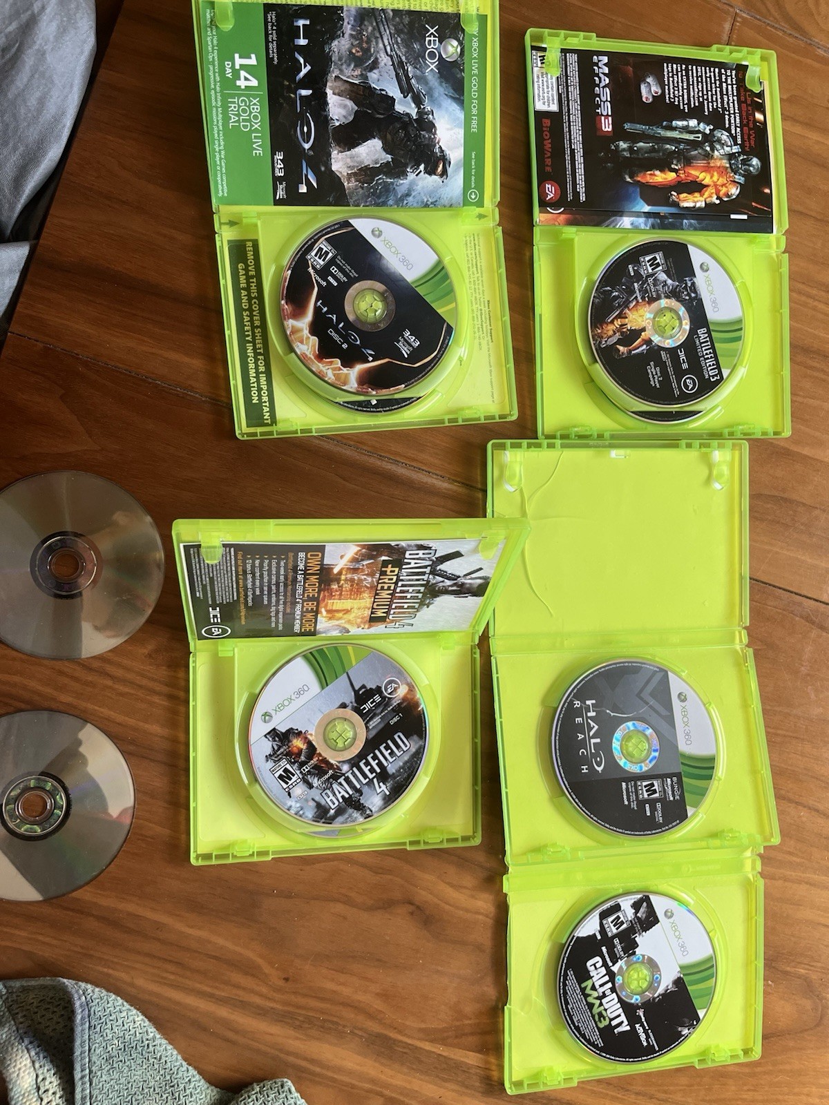 Xbox 360 Game Lot Of 7, Condition Varies, Untested , Battlefield, COD, Halo C4