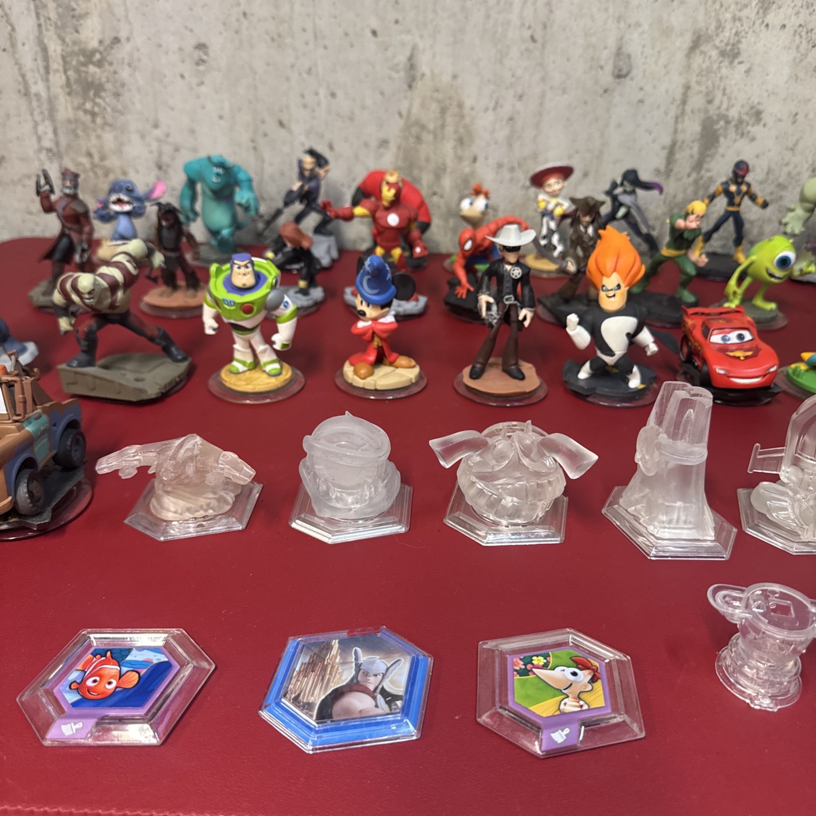 Disney Infinity Character Figure Pack Lot of 47 Figures Portals and Accessorie H