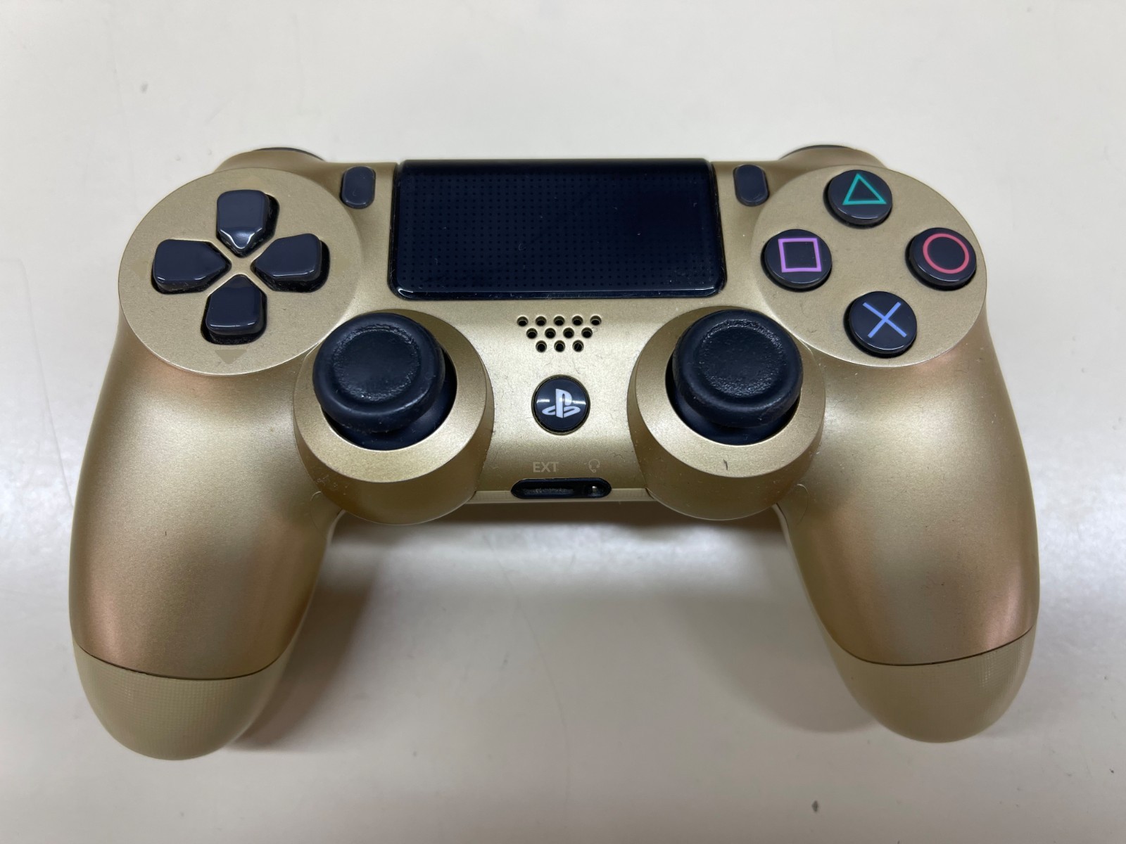 Sony PlayStation 4 Slim PS4 CUH-2015A 500GB Black w/ Gold Controller Used