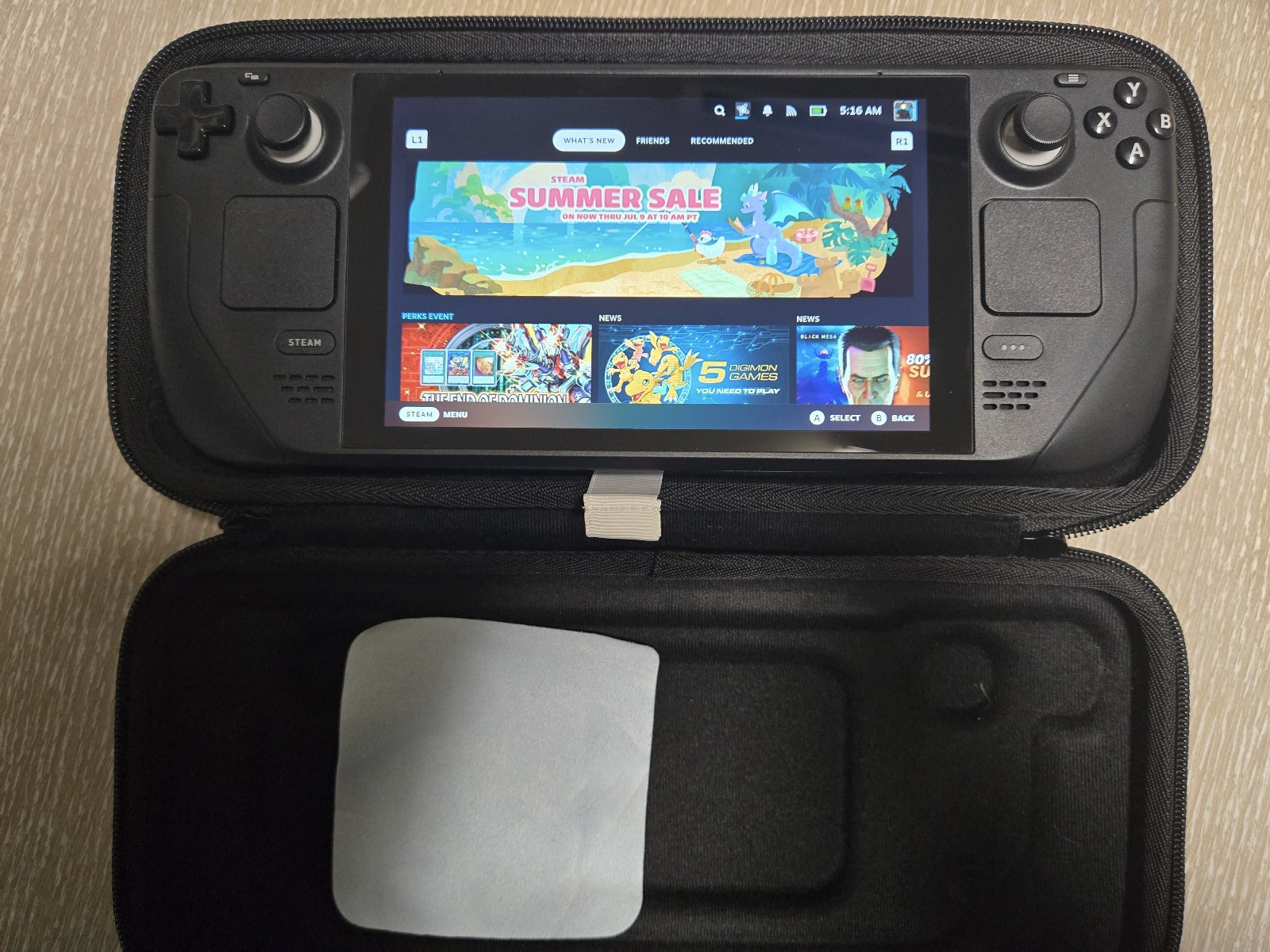 Valve Steam Deck 256gb LCD Handheld System Console Black w/ Carrying Case