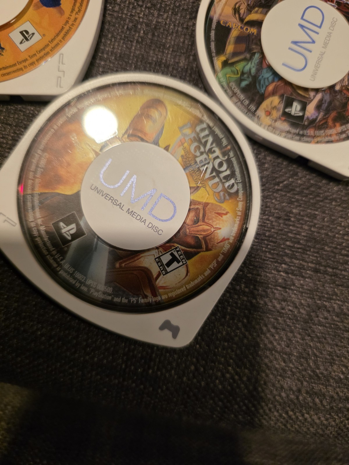 Sony PSP-1001 Black, Oem Charger, 5 Games – Darkstalkers, Xmen, Twisted Metal