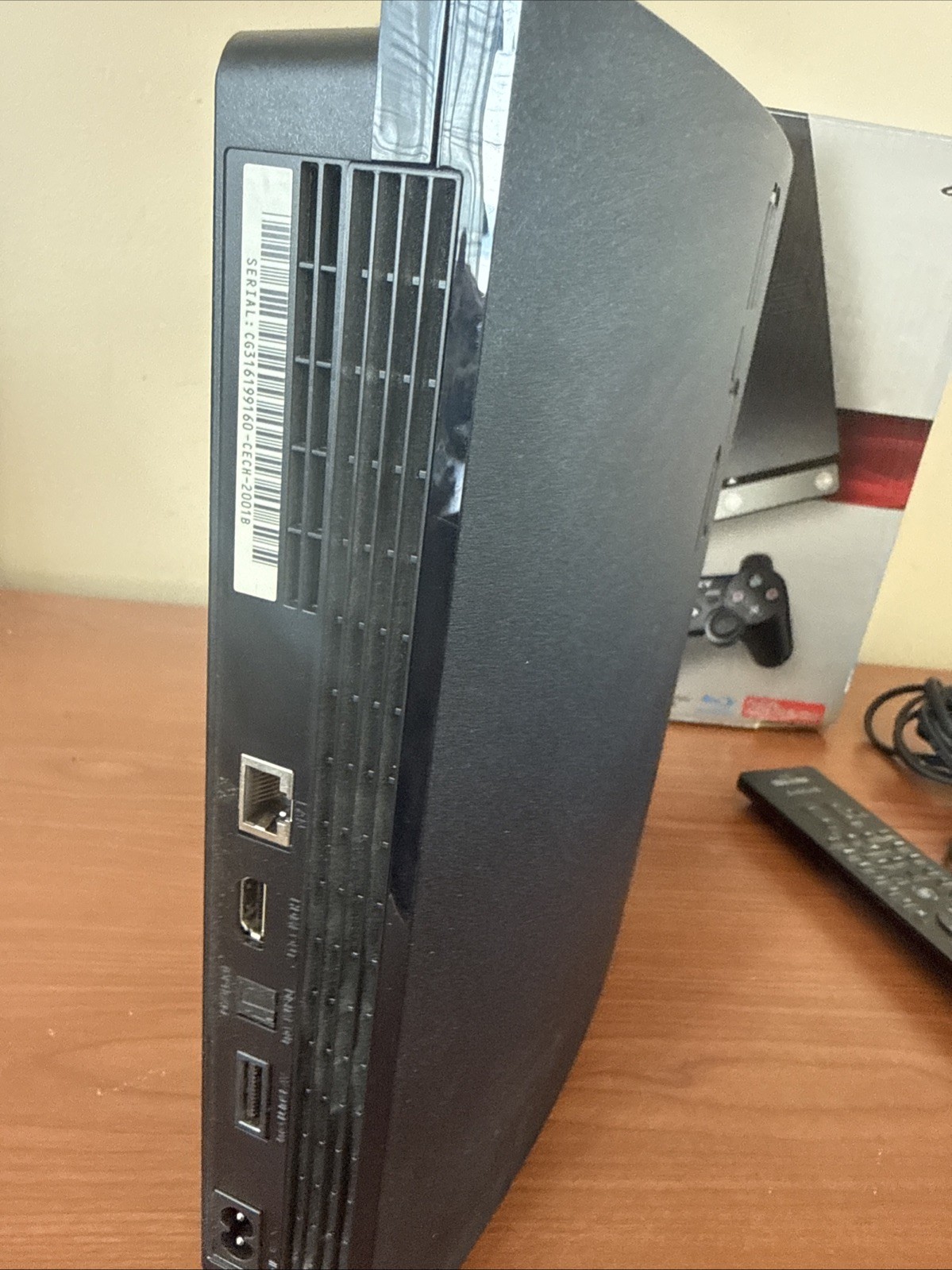 Sony PS3 Slim 250GB CECH-2001B Complete With Remote And Controller