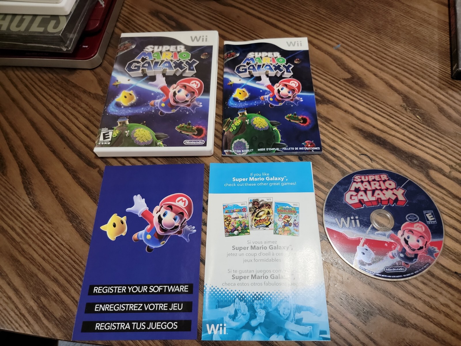 Super Mario Galaxy (Nintendo Wii, 2007) CIB. ACCEPTABLE CONDITION. FREE SHIPPING