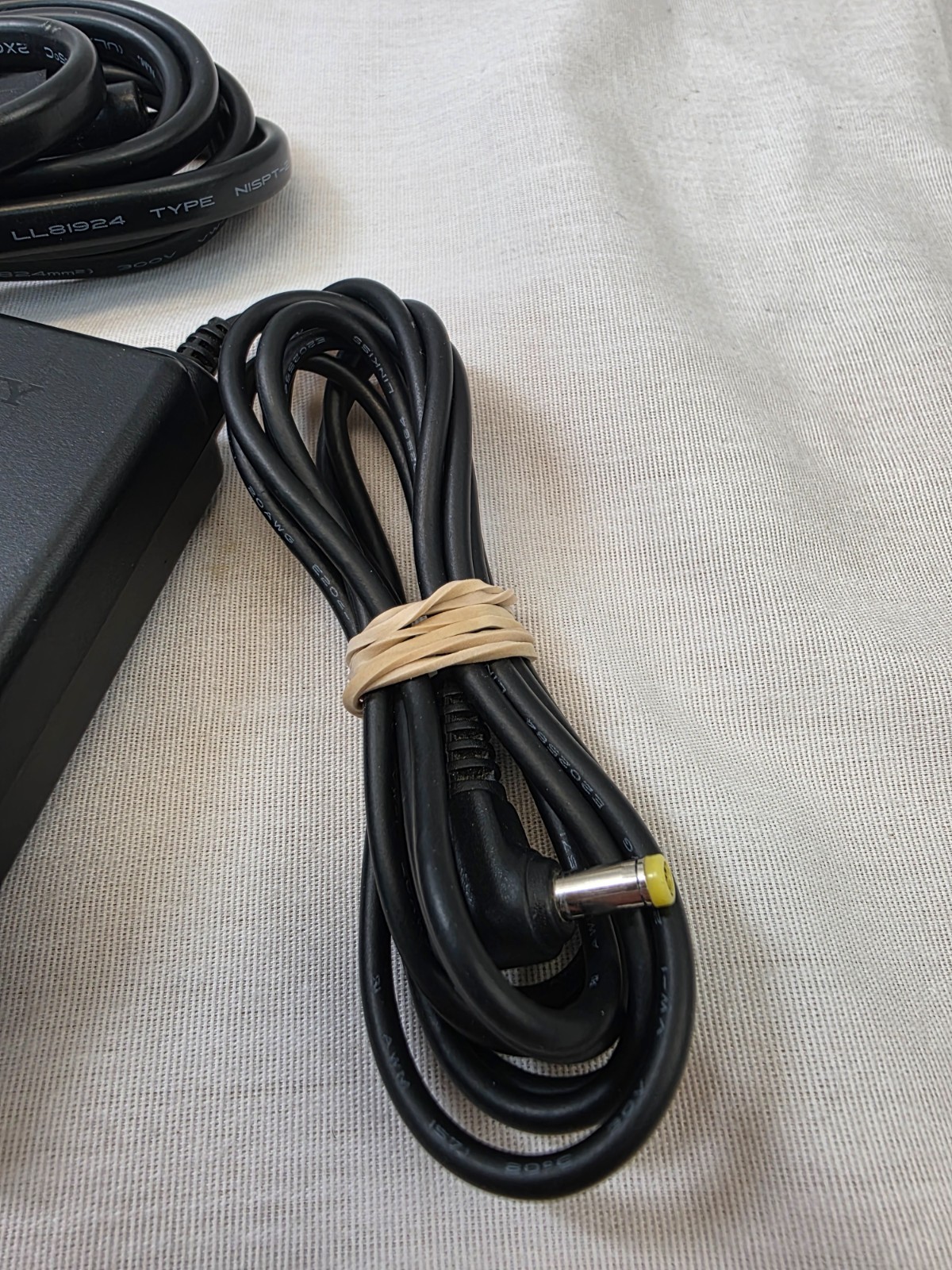 Sony PSP-100 AC Adaptor 5V 2A Power Supply Charger for PSP 1000 2000 3000 Black
