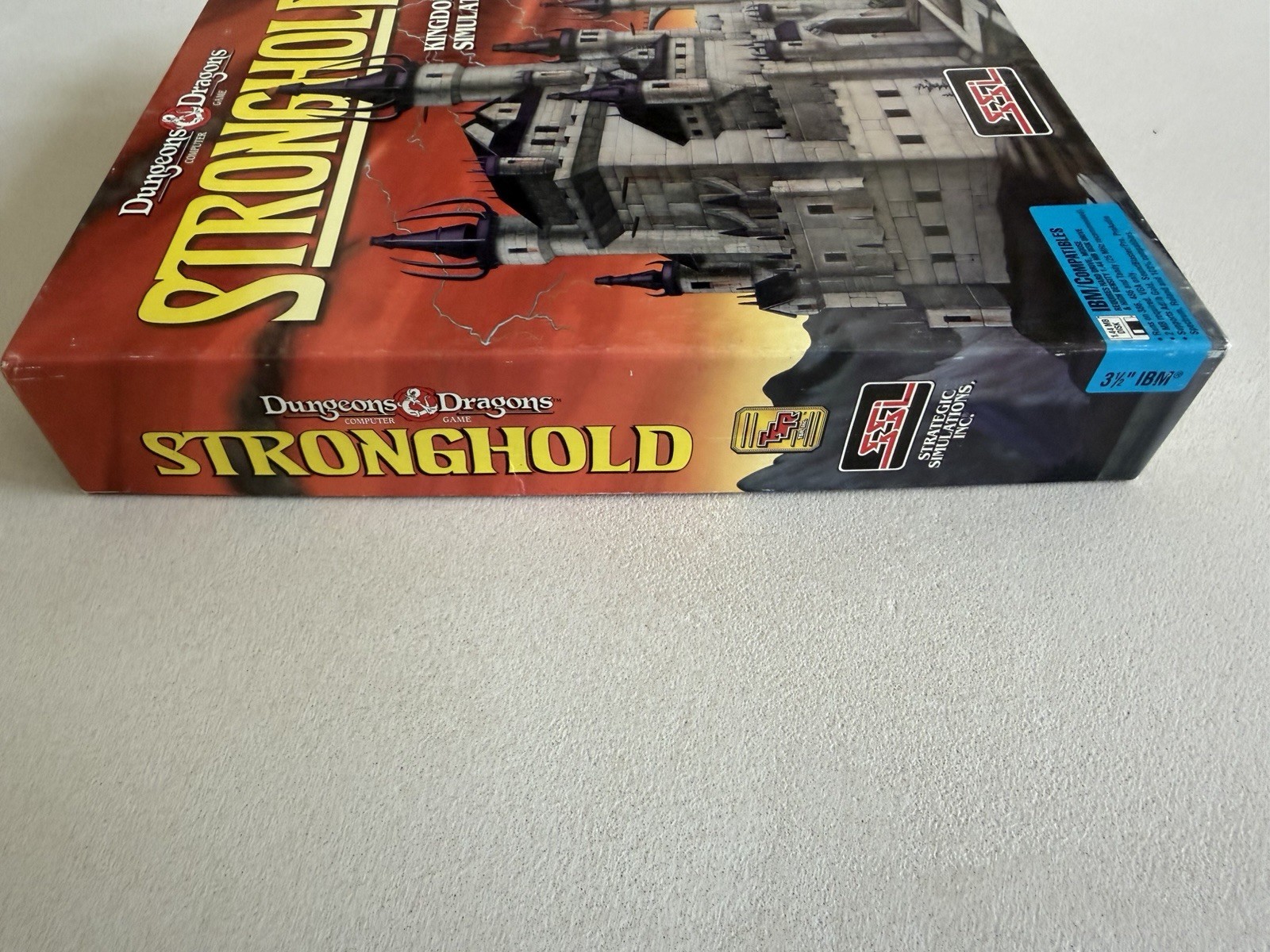 SSI Dungeons Dragons Stronghold MS-DOS 3.5″ Floppy PC 1993 Big Box