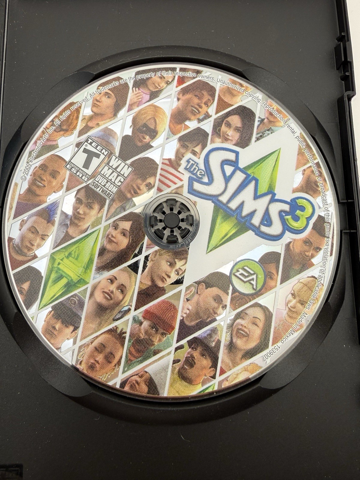 EA The Sims 3 (PC) w/ Manual, T-Teen, 2009 Simulation – The Sims Series