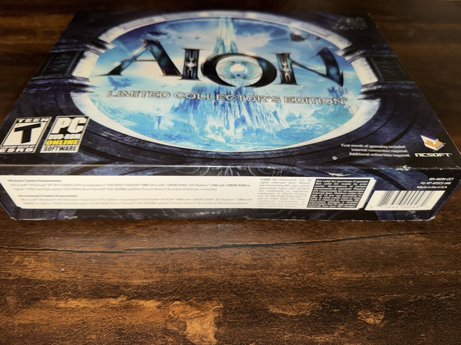 Aion Limited Collector’s Edition PC DVD-ROM 2009 Complete Set with Sealed Figure