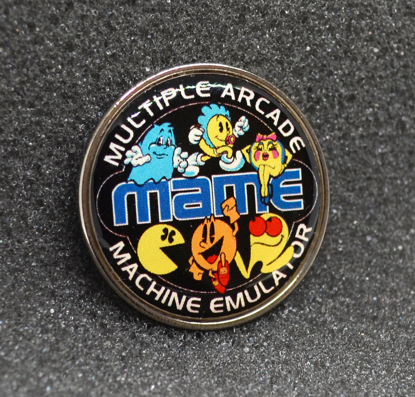 Multiple Arcade Machine Emulator MAME Pac-Man Retro Offset Printed Pin Lapel