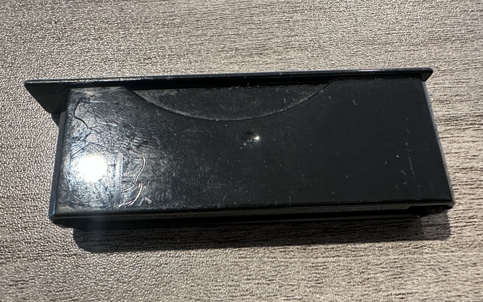 Nintendo Game Boy Advance GBA OEM Cartridge Slot Dust Cover Glossy Black USG-005