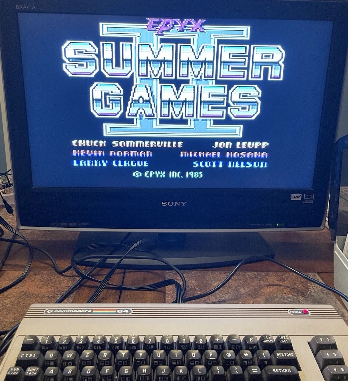 RARE Vintage Original Commodore 64 Console & 1541 Disk Drive Pristine Condition