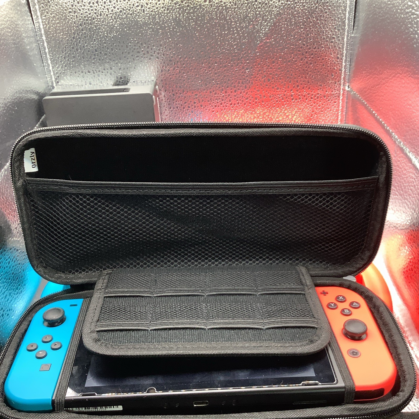 Nintendo Switch HAC-001(-01) 32GB Wi-Fi Console w/ Neon Red/Blue Joy-Con