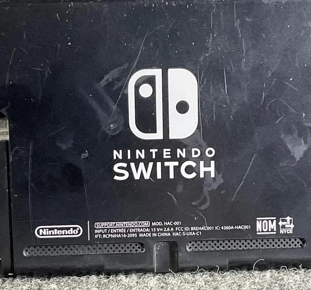 Nintendo Switch 32GB Console Neon Red Blue Joy-Cons Used Box