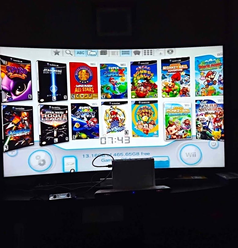 Nintendo Wii 500GB loaded! console only. plug and play!