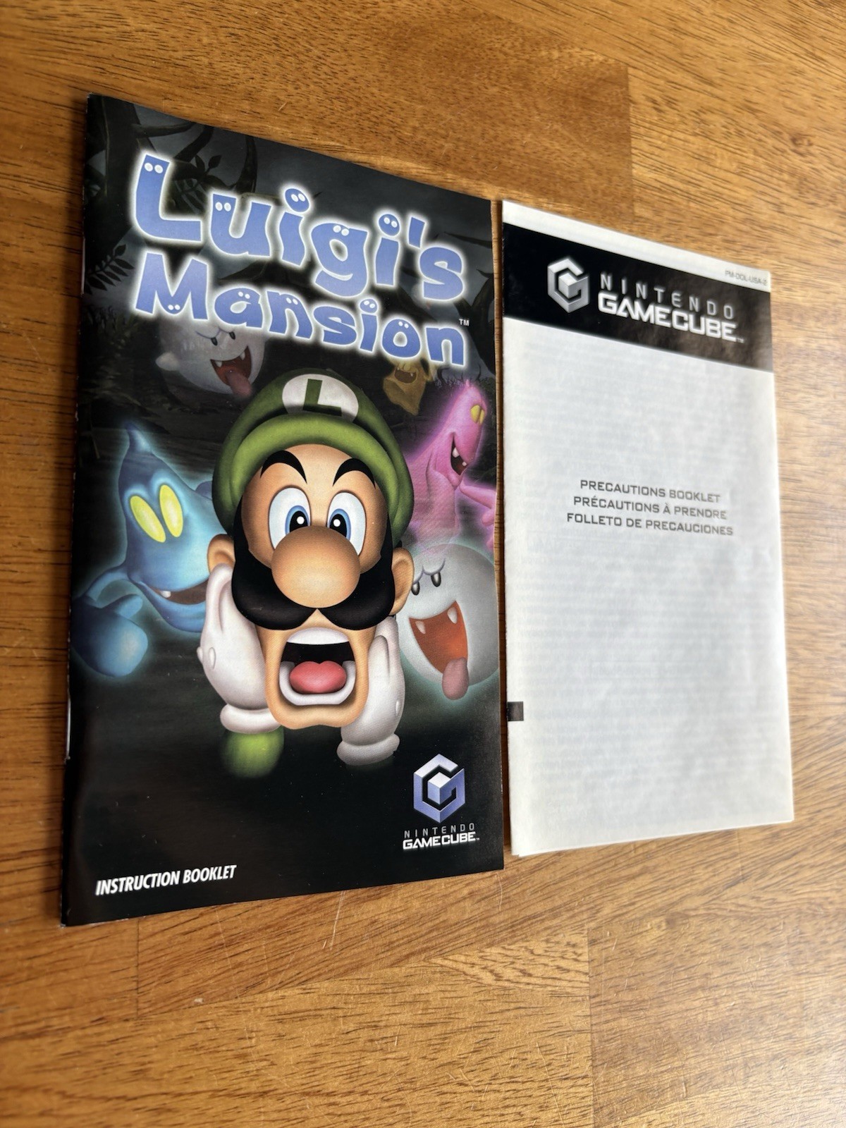 Luigi’s Mansion Manual Only Nintendo GameCube (NO GAME , NO CASE) [ Near Mint ]