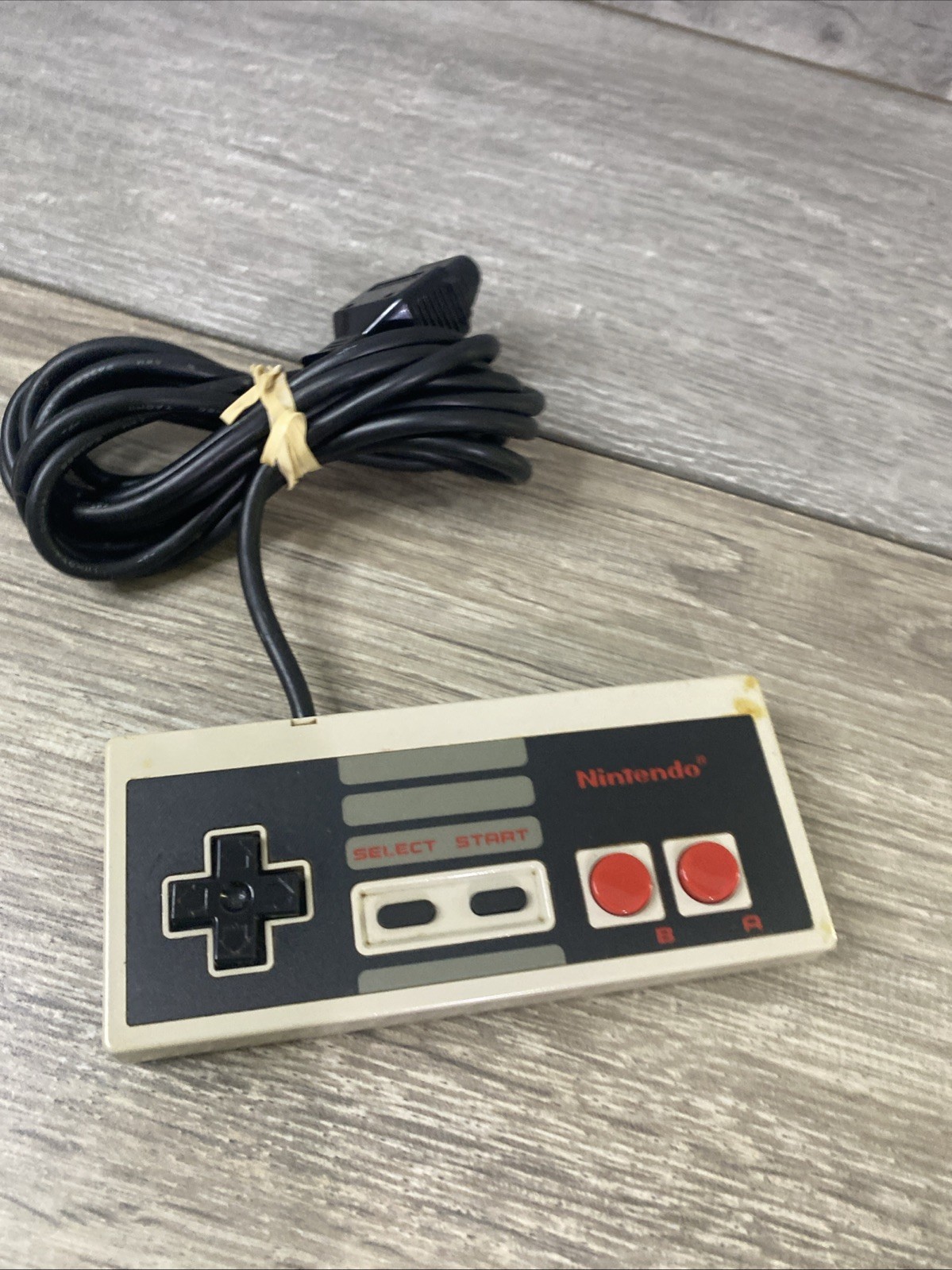 Nintendo NES Classic Edition Controller – Gray (CLV-202)