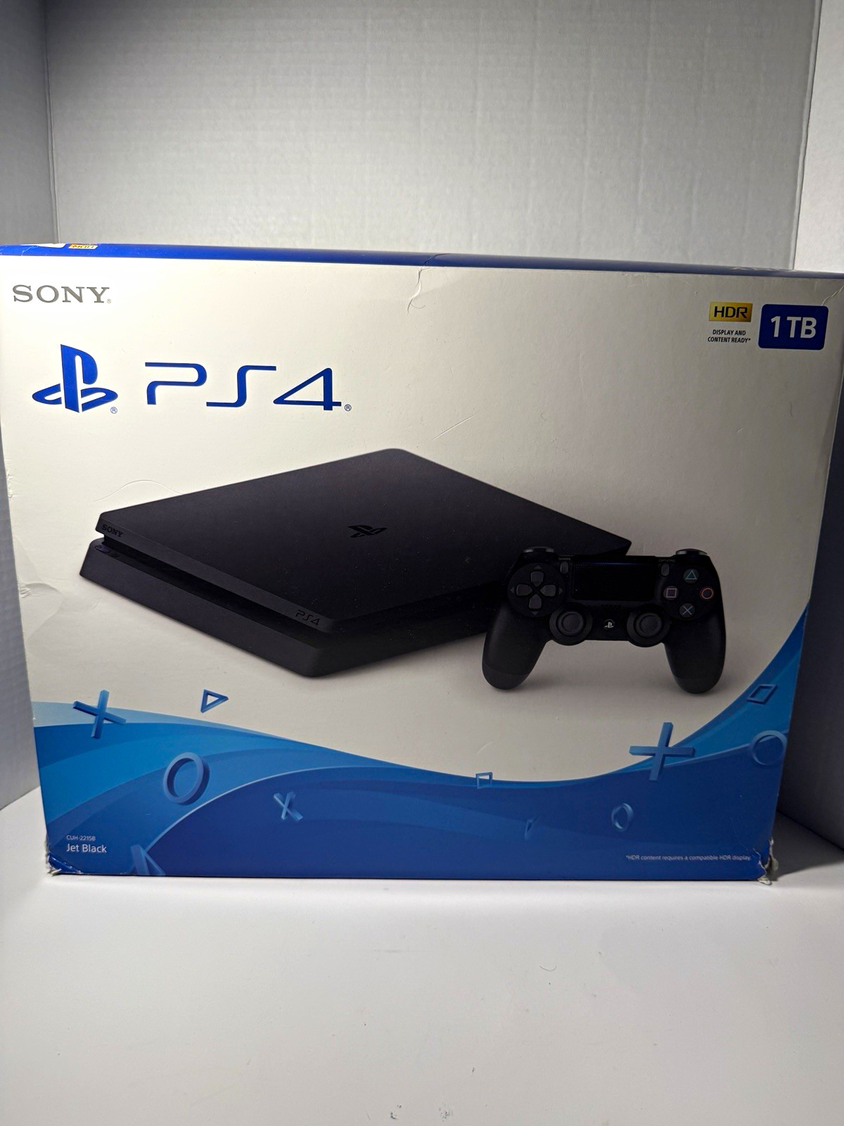 Sony PlayStation 4 PS4 1TB Black Console CUH-2215B HDR w/ Controller CIB Tested