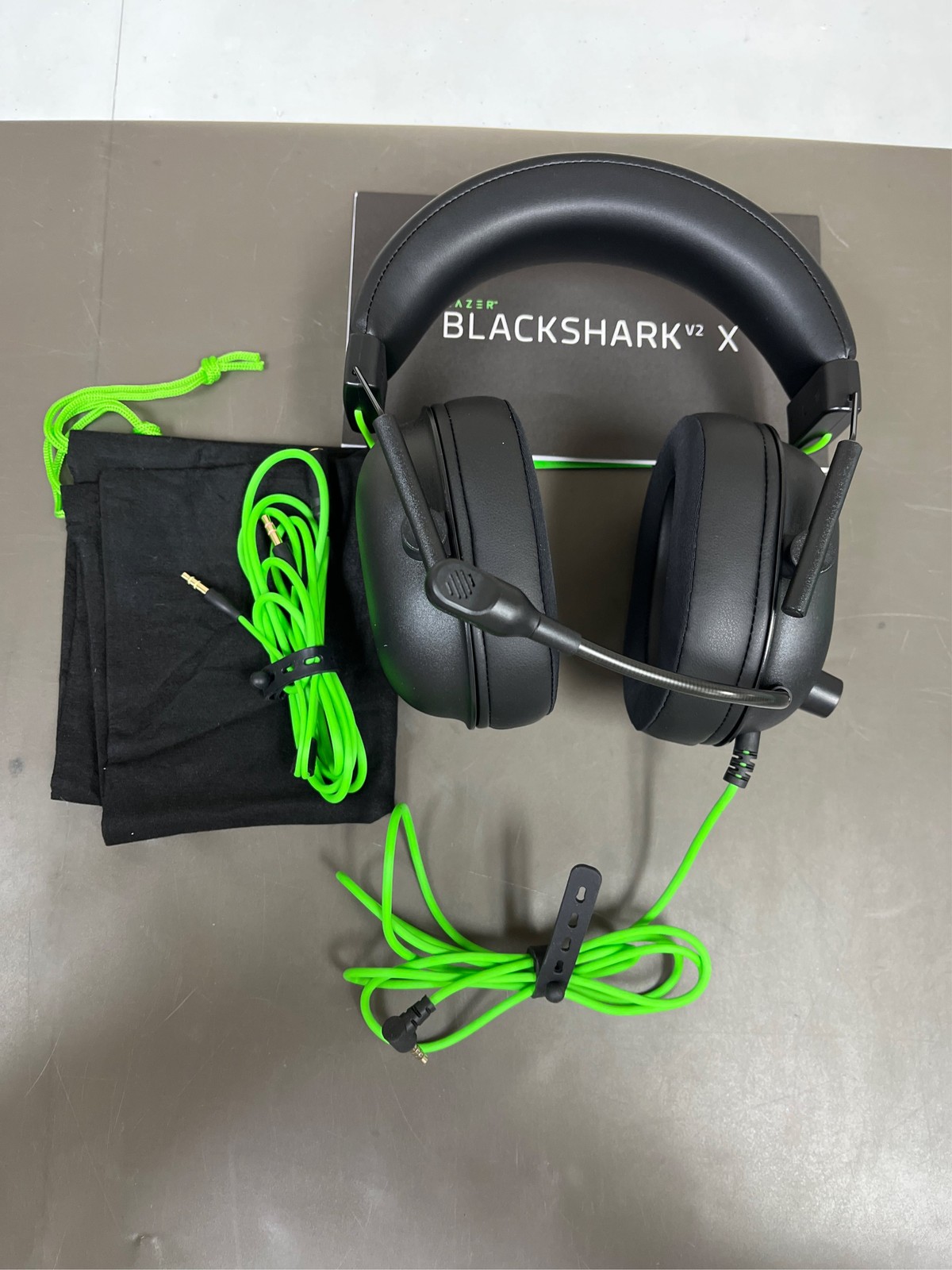 BlackShark V2 X Headset Razer TriForce 50mm Drivers Standard breathable memory f