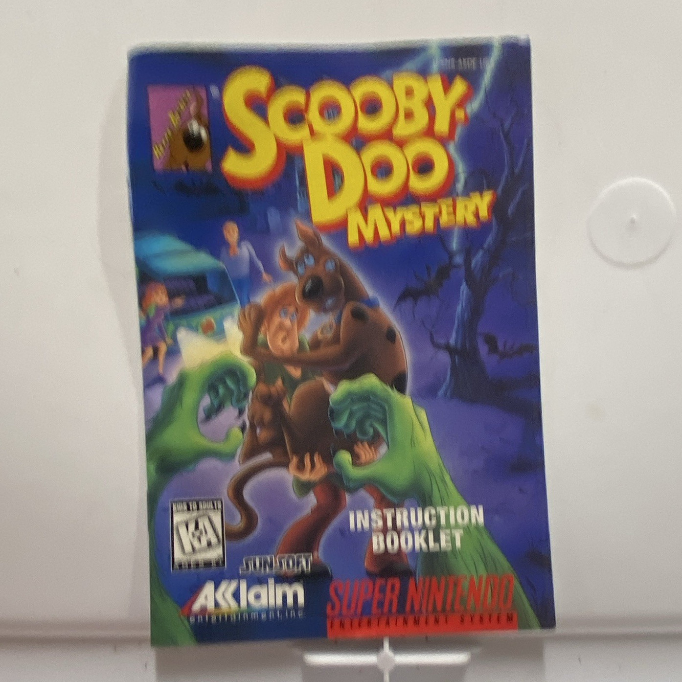 Early release col our Acclaim Scooby-Doo Mystery Manual English