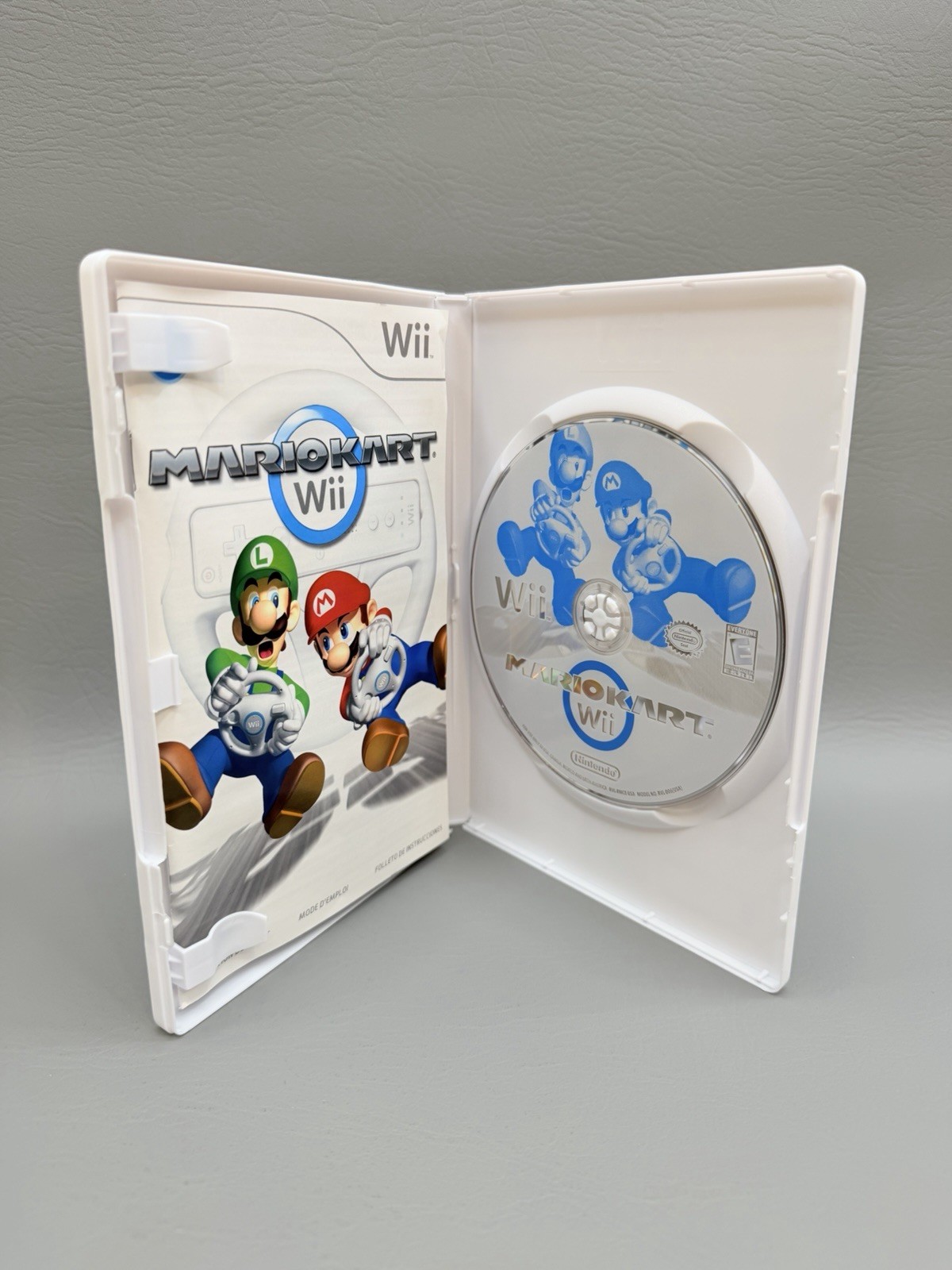 Mario Kart Wii (Nintendo, 2008) CIB Complete Near Mint + 1yr Warranty