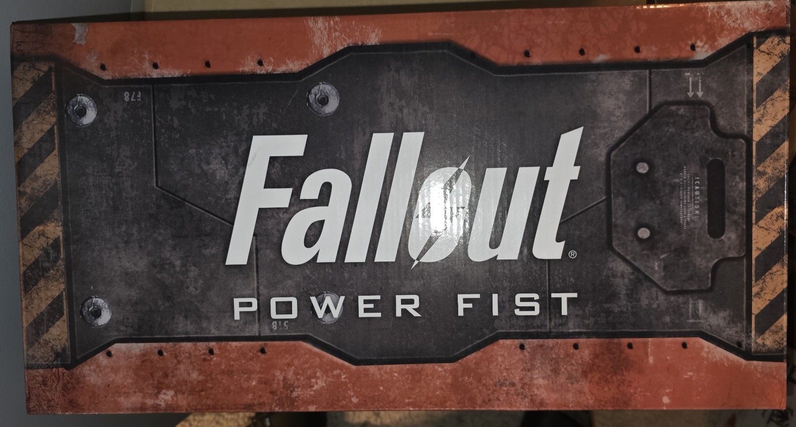 Fallout Power Fist Life Size Replica Chronicle Collectibles Open Box Never Used