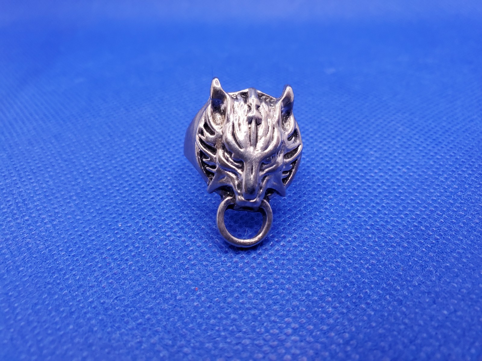 Final Fantasy VII Cloud Strife Cloudy Wolf Ring Replica Ring Unbranded Size 11